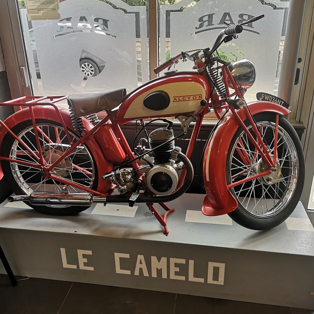 Le Camelo 2